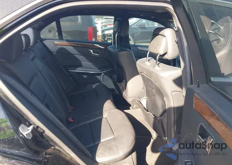 2014 Mercedes-Benz E 350 z USA, uszkodzony, nr VIN WDDHF5KB7EA794757